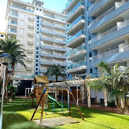 Palmeras Iii Solo Familias Serviplaya!!! Apartment *